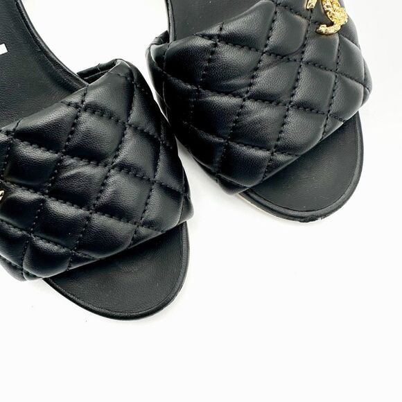 CHANEL 2022 Black Quilted Leather Slide Heels Size 38.5 Interlocking CC Mules - Picture 4 of 14